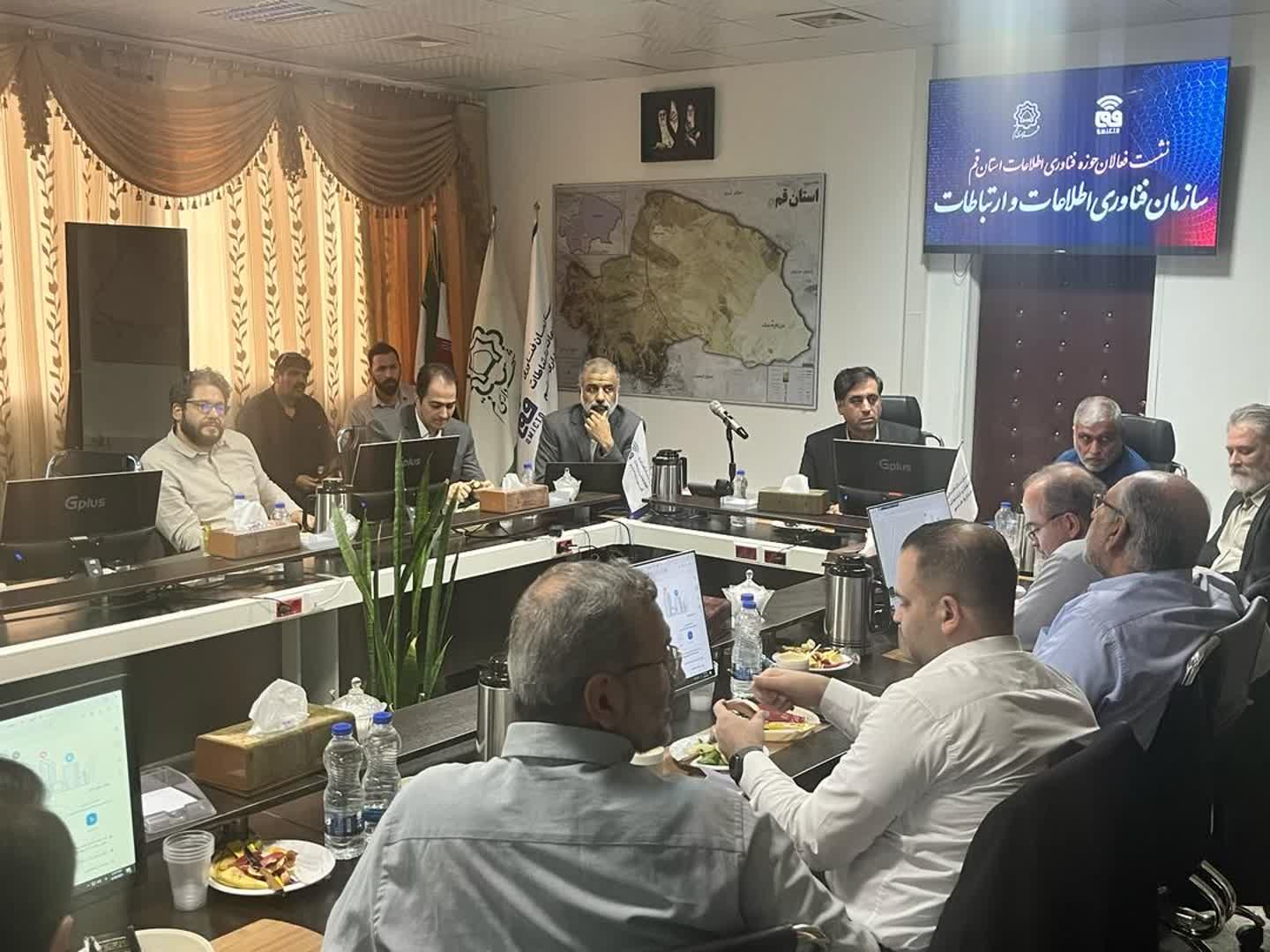 برگزاری جلسه هیات مدیره سازمان با مدیر مرکز فناوری اطلاعات شهرداری
